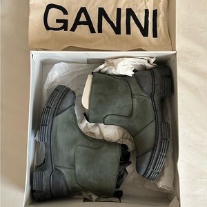 GANNI Contrast Ankle Boots Military Green Size 37